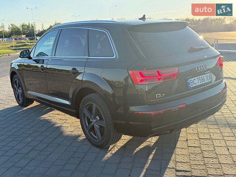 Внедорожник / Кроссовер Audi Q7 2016 в Львове