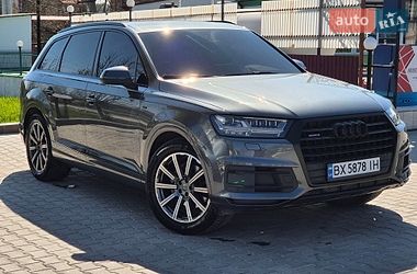 Внедорожник / Кроссовер Audi Q7 2016 в Каменец-Подольском