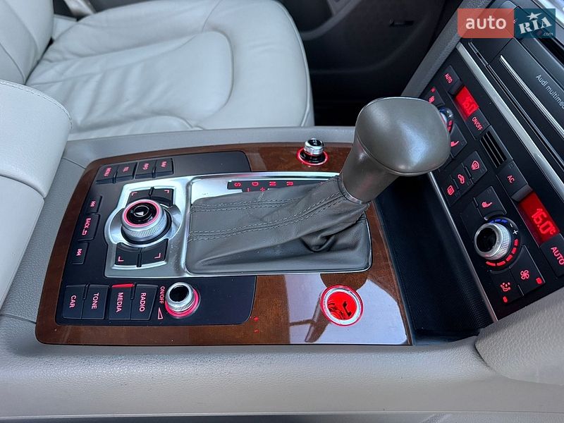 Внедорожник / Кроссовер Audi Q7 2012 в Ковеле