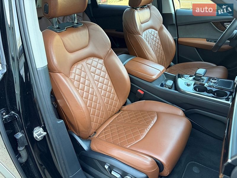 Внедорожник / Кроссовер Audi Q7 2018 в Луцке