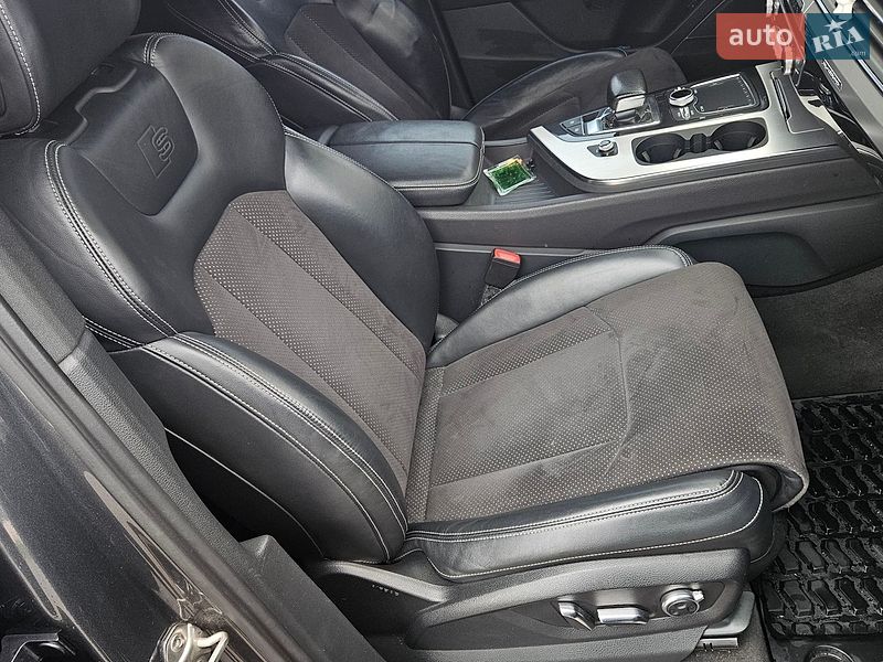 Позашляховик / Кросовер Audi Q7 2016 в Кам'янець-Подільському