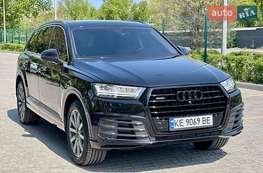 Внедорожник / Кроссовер Audi Q7 2018 в Каменском