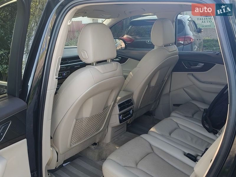 Внедорожник / Кроссовер Audi Q7 2016 в Белой Церкви