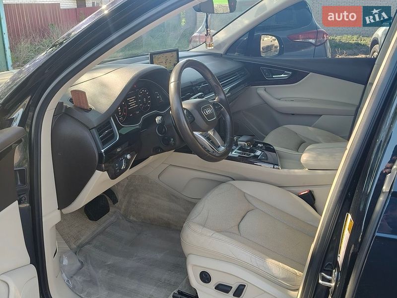 Внедорожник / Кроссовер Audi Q7 2016 в Белой Церкви