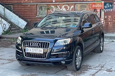 Внедорожник / Кроссовер Audi Q7 2010 в Киеве