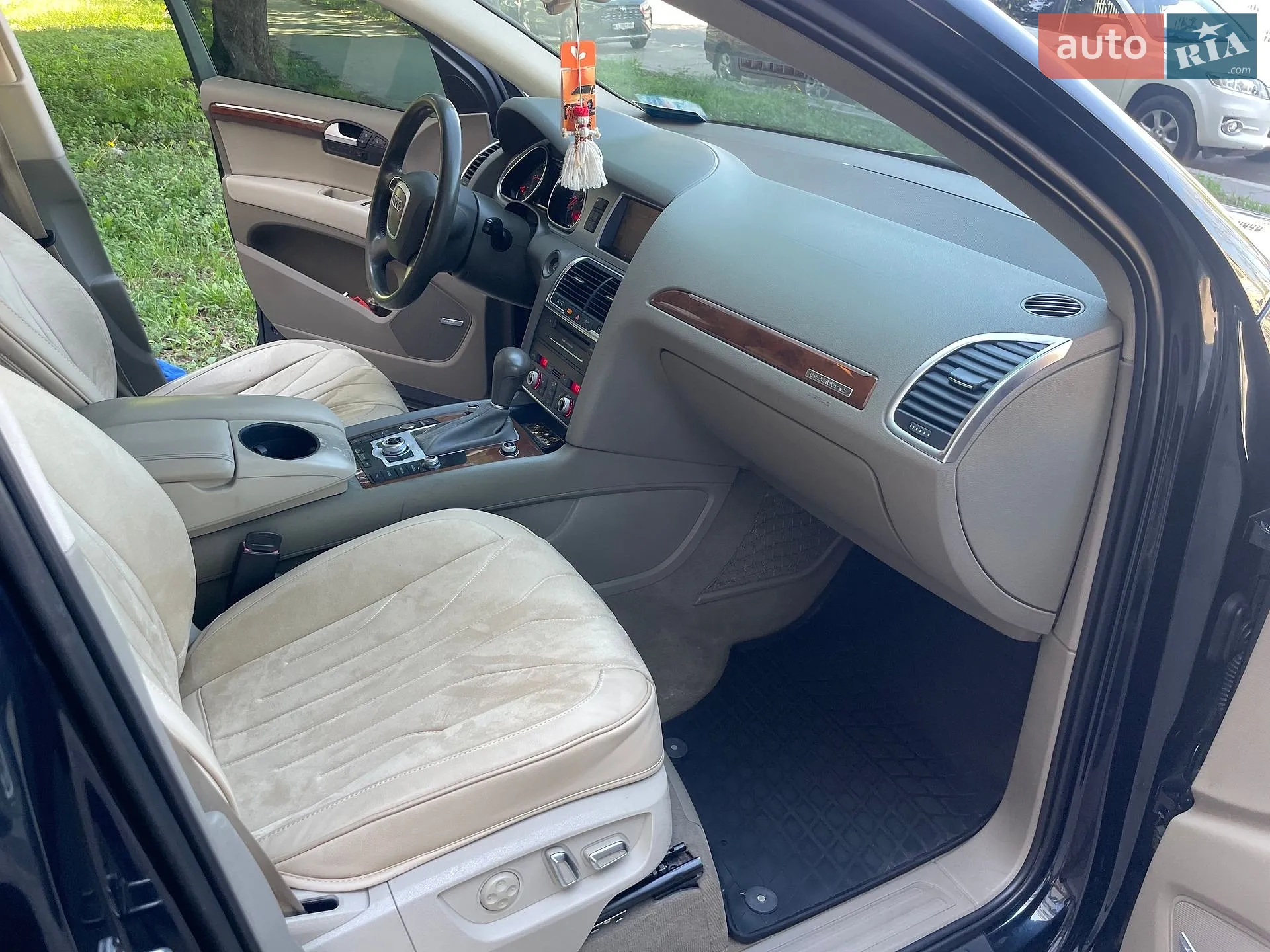 2010 Audi Q7 - мініатюра 24