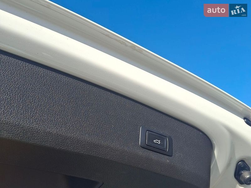 Внедорожник / Кроссовер Audi Q7 2013 в Киеве
