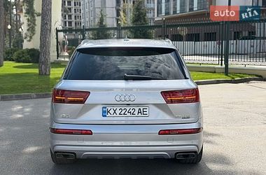 Внедорожник / Кроссовер Audi Q7 2017 в Харькове