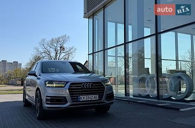 Внедорожник / Кроссовер Audi Q7 2017 в Харькове