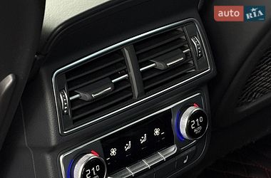 Внедорожник / Кроссовер Audi Q7 2017 в Харькове