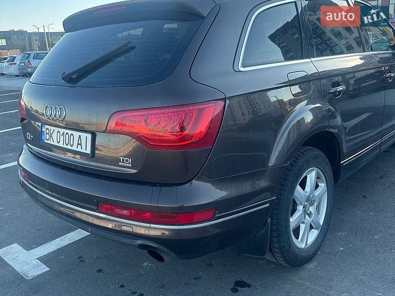 Внедорожник / Кроссовер Audi Q7 2011 в Ровно