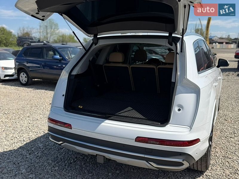 Внедорожник / Кроссовер Audi Q7 2020 в Ивано-Франковске