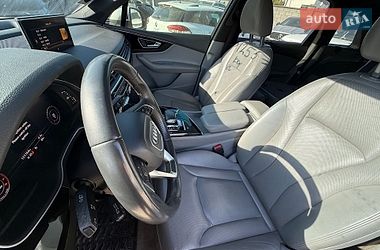 Внедорожник / Кроссовер Audi Q7 2018 в Ровно