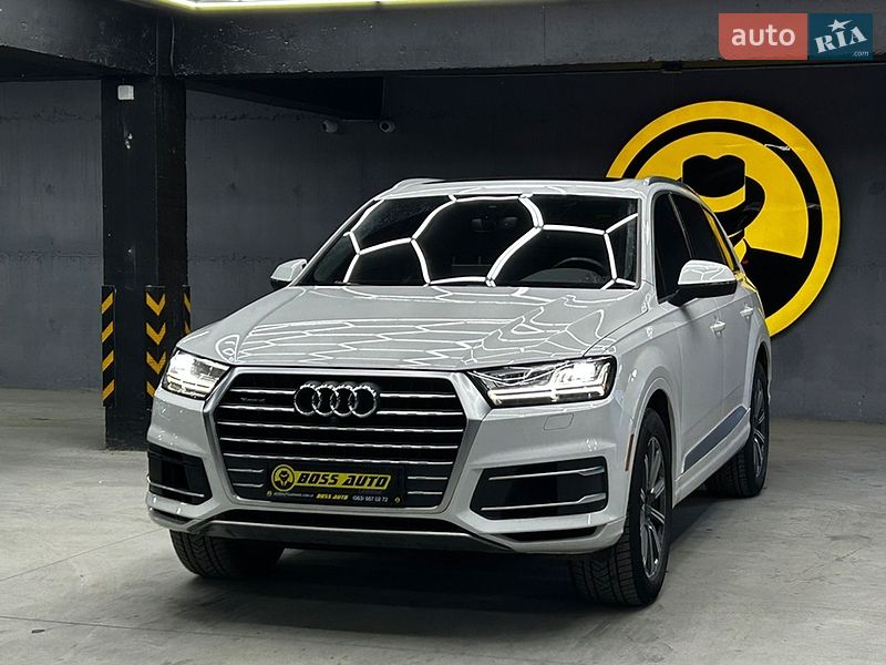 Внедорожник / Кроссовер Audi Q7 2019 в Черновцах