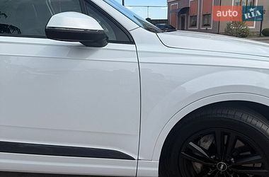 Внедорожник / Кроссовер Audi Q7 2018 в Стрые