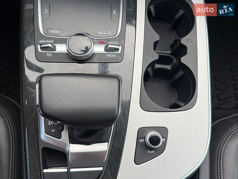 Внедорожник / Кроссовер Audi Q7 2018 в Стрые