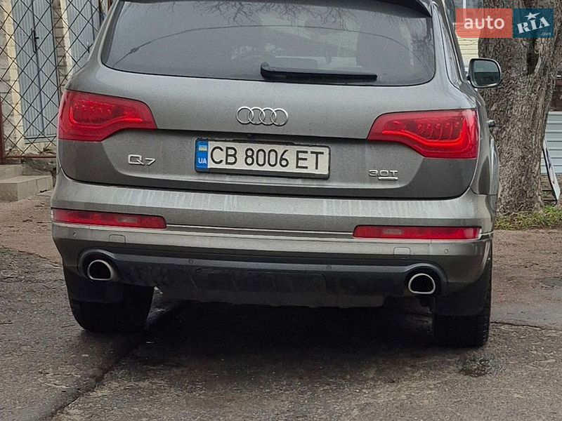 Внедорожник / Кроссовер Audi Q7 2013 в Славутиче