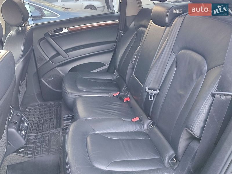 Внедорожник / Кроссовер Audi Q7 2007 в Чернигове