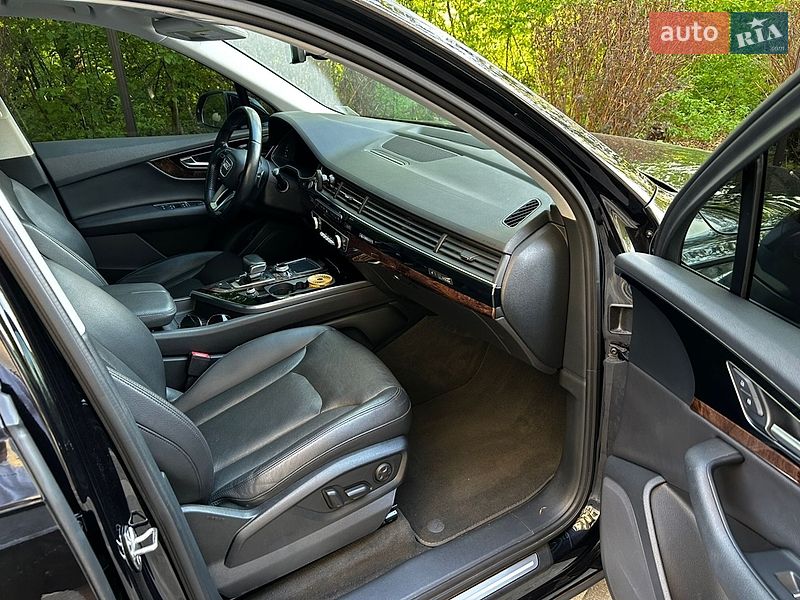 Внедорожник / Кроссовер Audi Q7 2016 в Львове