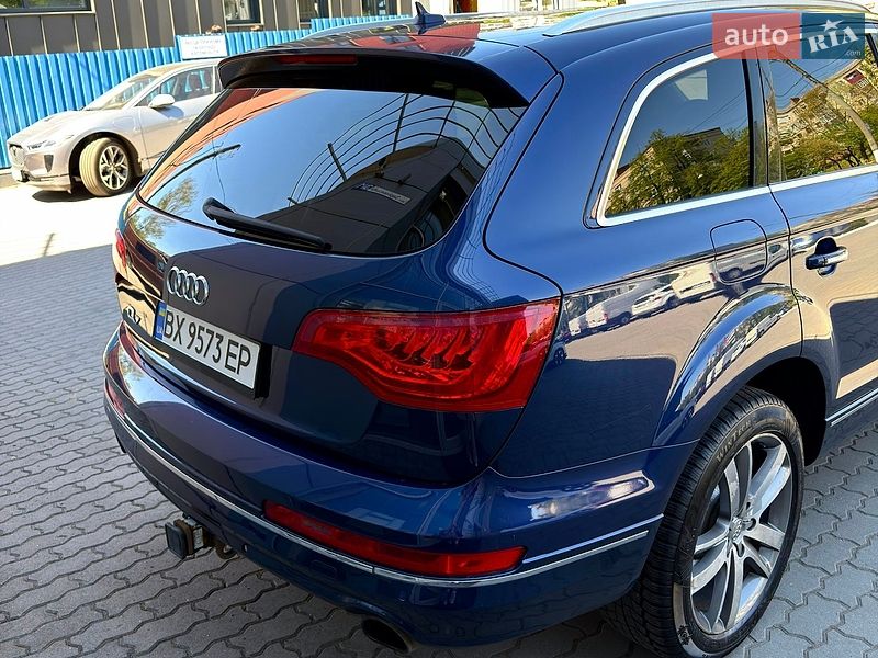 Внедорожник / Кроссовер Audi Q7 2012 в Хмельницком
