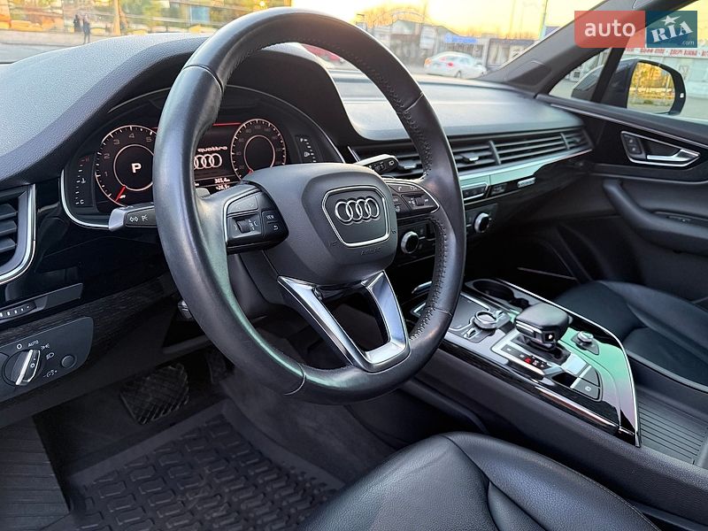 Внедорожник / Кроссовер Audi Q7 2018 в Киеве