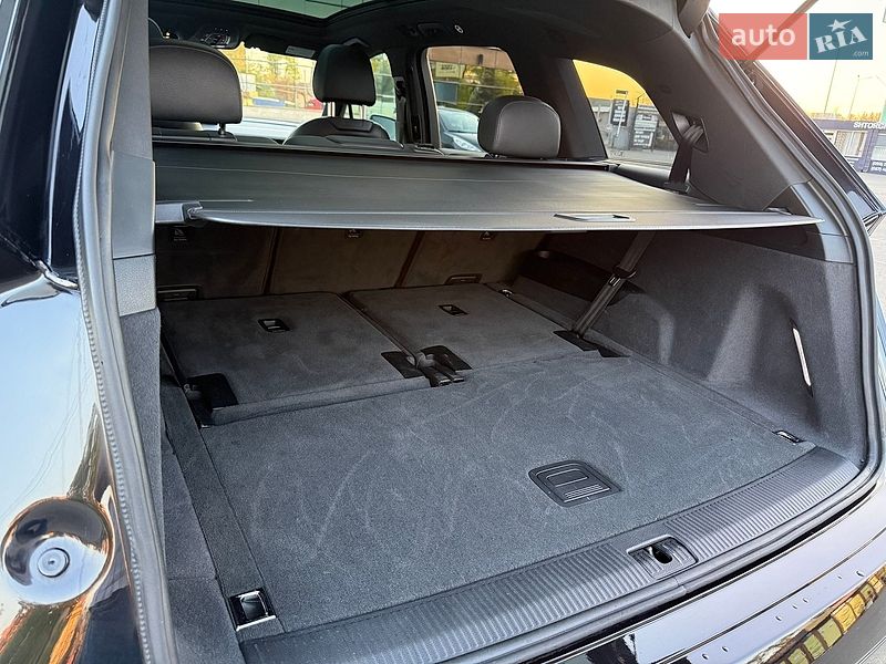 Внедорожник / Кроссовер Audi Q7 2018 в Киеве