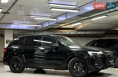 Внедорожник / Кроссовер Audi Q7 2024 в Киеве