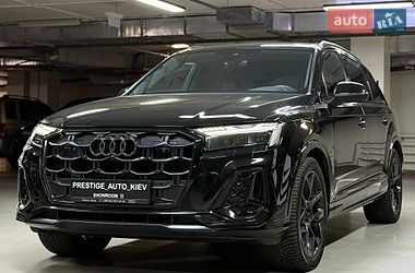 Внедорожник / Кроссовер Audi Q7 2024 в Киеве