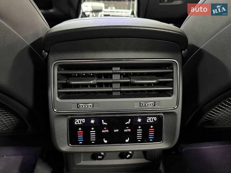 Внедорожник / Кроссовер Audi Q7 2024 в Киеве