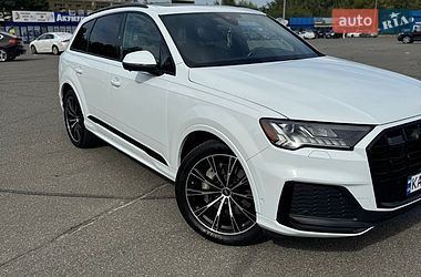 Внедорожник / Кроссовер Audi Q7 2021 в Киеве