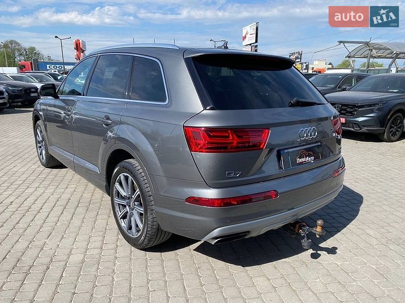 Внедорожник / Кроссовер Audi Q7 2016 в Львове