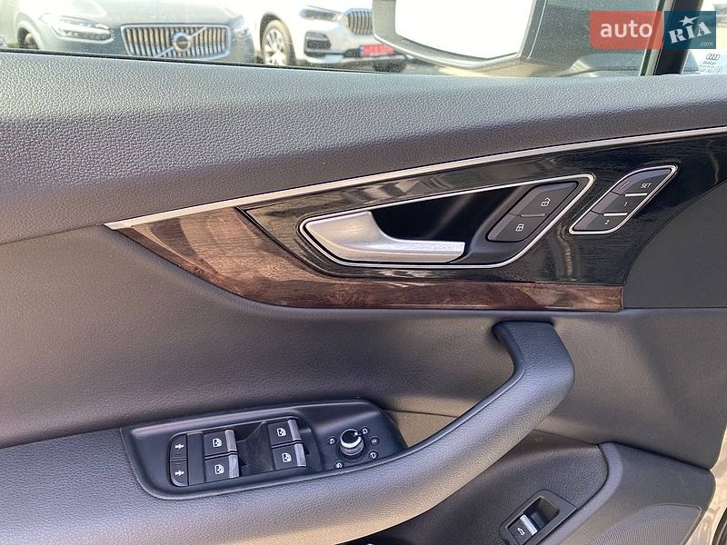 Внедорожник / Кроссовер Audi Q7 2016 в Львове