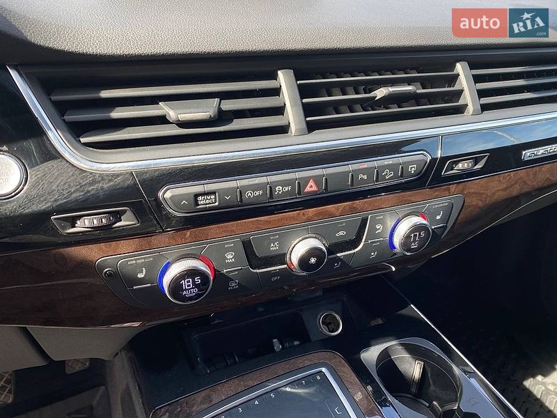Внедорожник / Кроссовер Audi Q7 2016 в Львове
