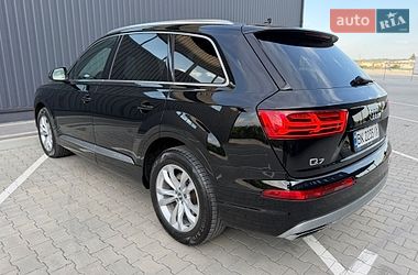 Внедорожник / Кроссовер Audi Q7 2016 в Дубно