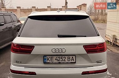 Позашляховик / Кросовер Audi Q7 2017 в Львові