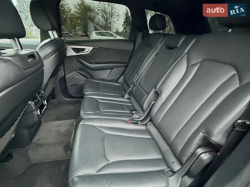 Внедорожник / Кроссовер Audi Q7 2017 в Львове