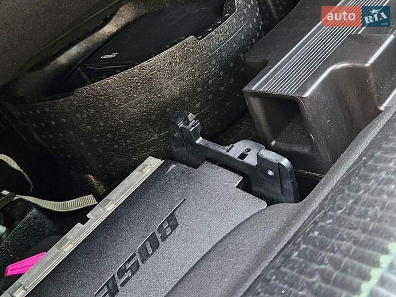 Внедорожник / Кроссовер Audi Q7 2015 в Сваляве