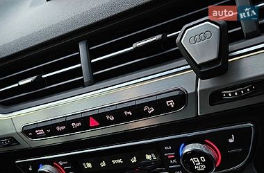 Внедорожник / Кроссовер Audi Q7 2015 в Сваляве