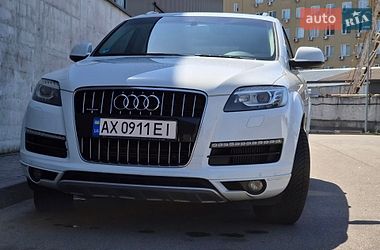 Позашляховик / Кросовер Audi Q7 2013 в Києві
