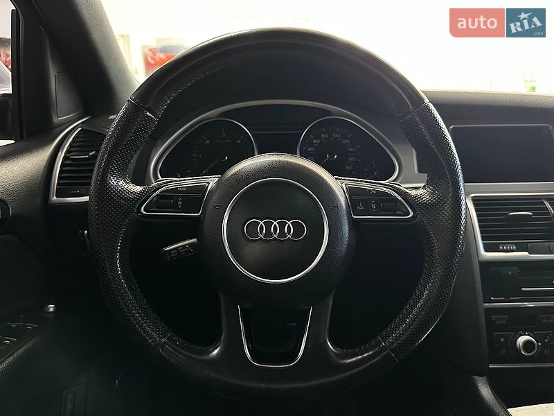 Позашляховик / Кросовер Audi Q7 2014 в Києві