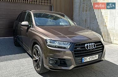 Внедорожник / Кроссовер Audi Q7 2017 в Львове