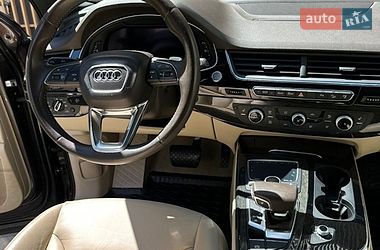 Внедорожник / Кроссовер Audi Q7 2017 в Львове