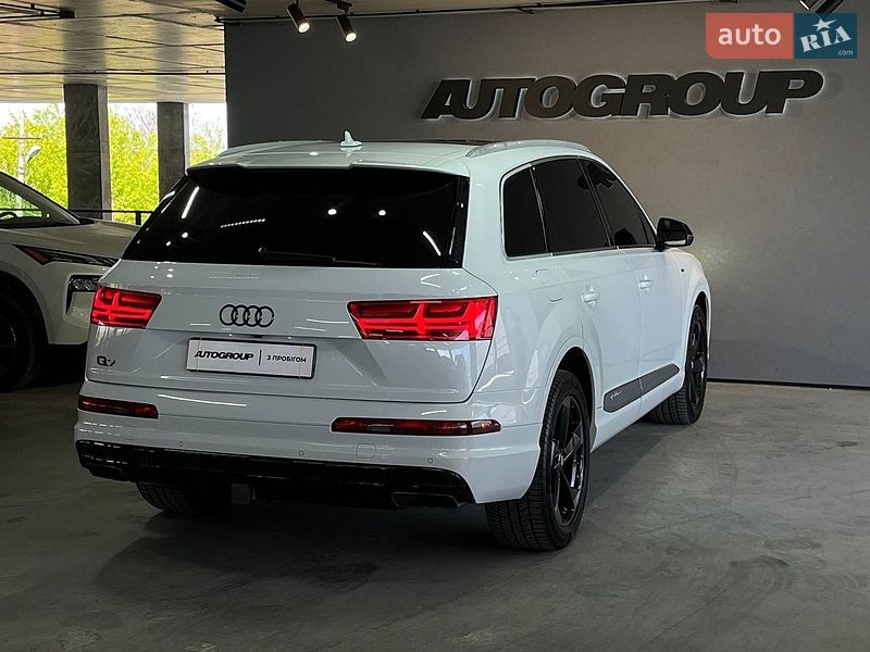Внедорожник / Кроссовер Audi Q7 2019 в Одессе