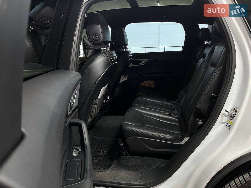 Внедорожник / Кроссовер Audi Q7 2019 в Одессе