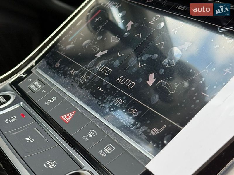 Внедорожник / Кроссовер Audi Q7 2024 в Подольске
