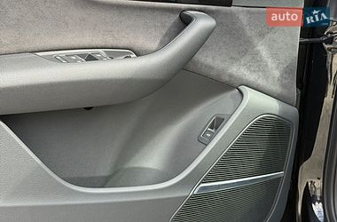 Внедорожник / Кроссовер Audi Q7 2024 в Подольске