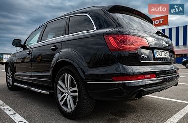 Внедорожник / Кроссовер Audi Q7 2015 в Черкассах
