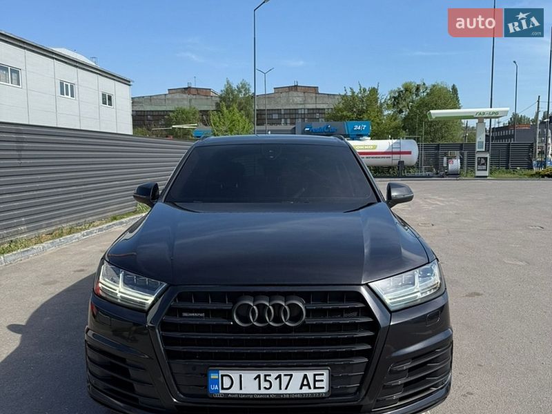 Внедорожник / Кроссовер Audi Q7 2018 в Житомире