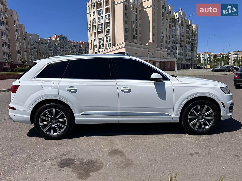 Внедорожник / Кроссовер Audi Q7 2019 в Николаеве