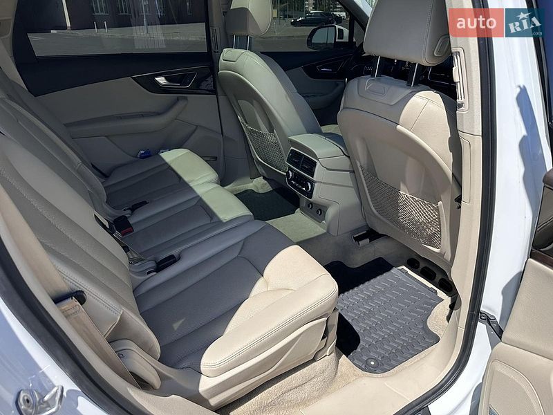 Внедорожник / Кроссовер Audi Q7 2019 в Николаеве